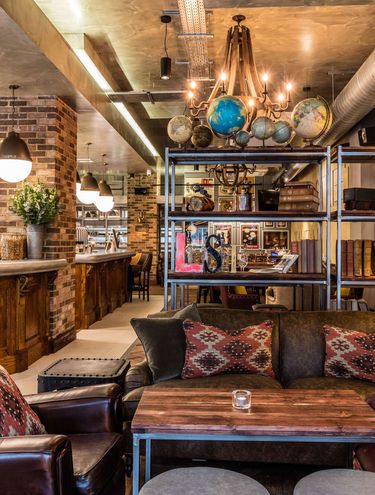Central london pub with a private room