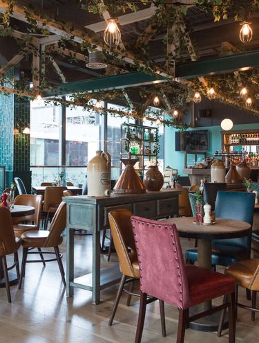 The Cow, Stratford