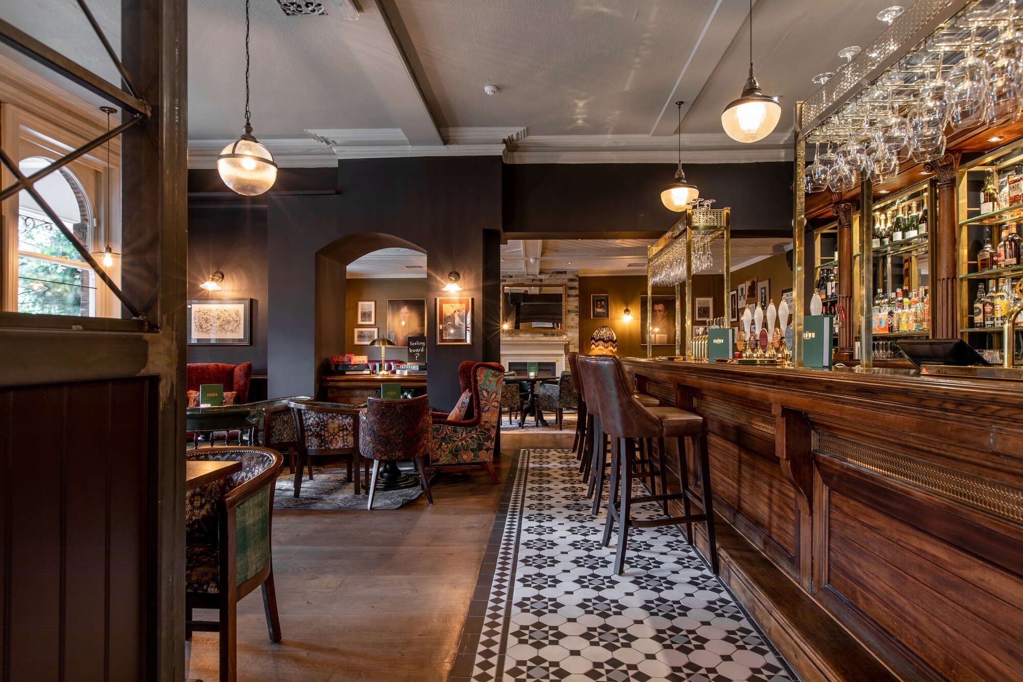 The Crown Tavern, Lee