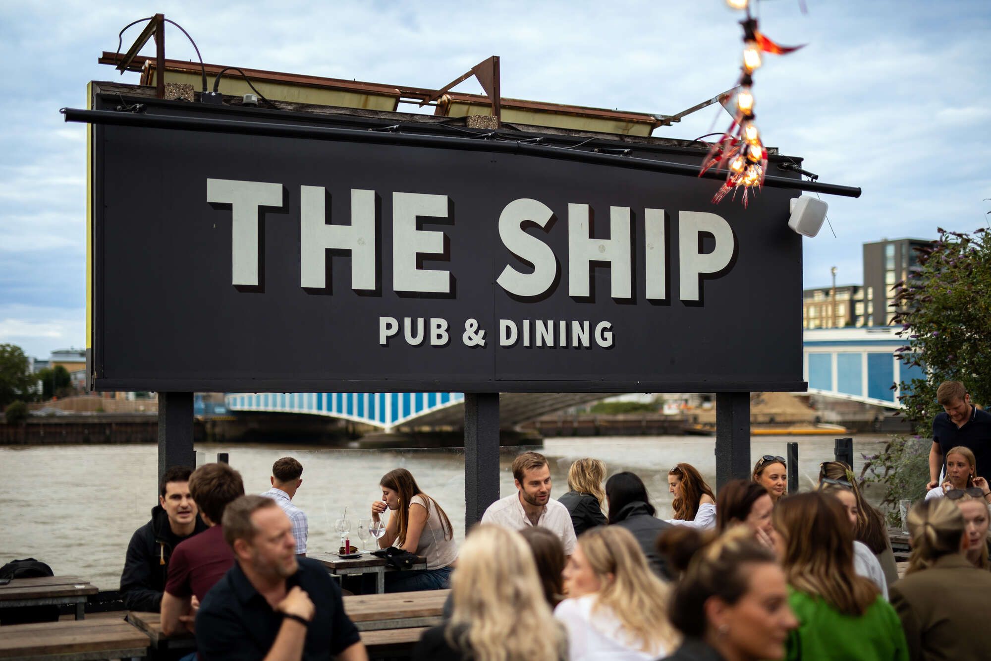 The Ship, Wandsworth riverside terrace