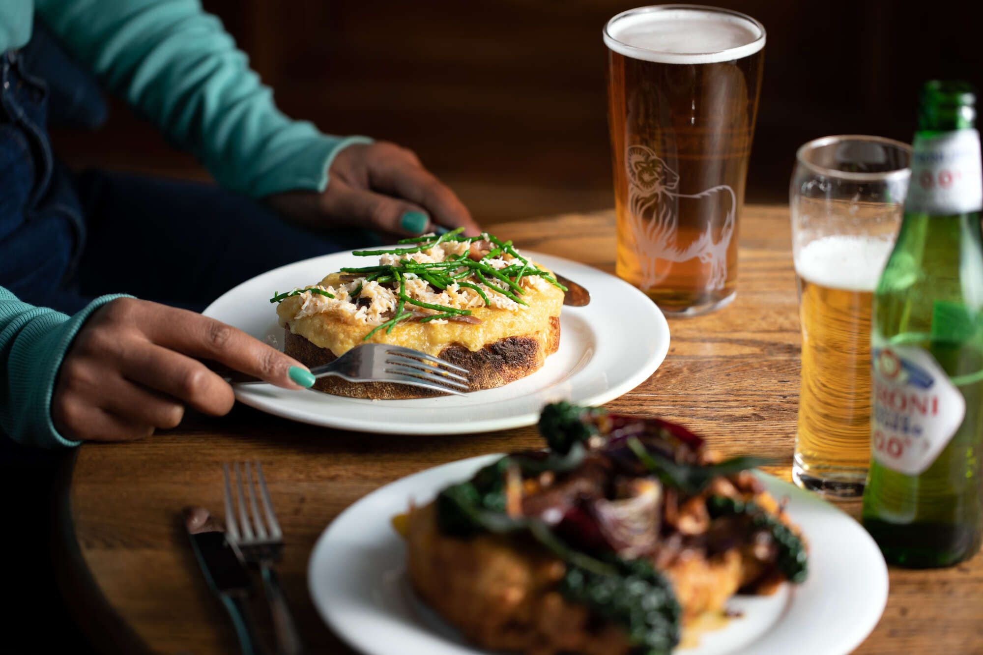 Food & Drinks